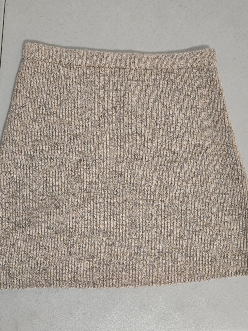 Zara Wool Blend Ribbed Knit Mini Skirt Size Small in Oatmeal Coquette Cozy Girl